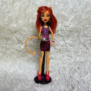 Monster High Doll Coffin Bean Toralei
